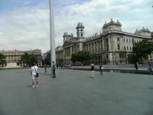 Nauczyciele emeryci w Budapeszcie - maj 2014 r. Nauczyciele emeryci w Budapeszcie - maj 2014 r.