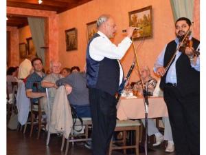 Nauczyciele emeryci w Budapeszcie - maj 2014 r. Nauczyciele emeryci w Budapeszcie - maj 2014 r.